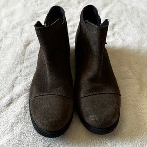 Sorel Taupe Suede Ankle Boots